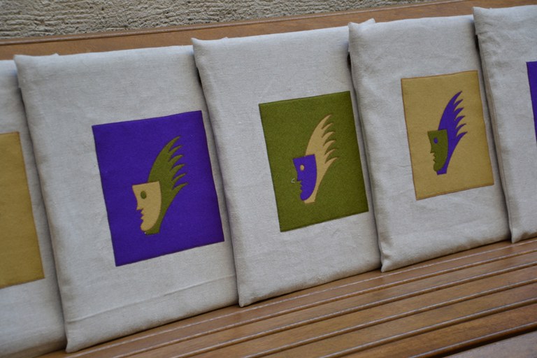 cuscini testa fiamma