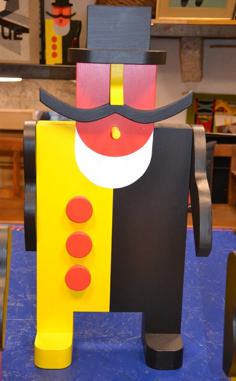 Uomo coi baffi L17003