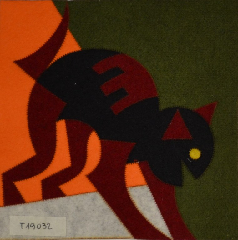 Gatto di fianco T19032